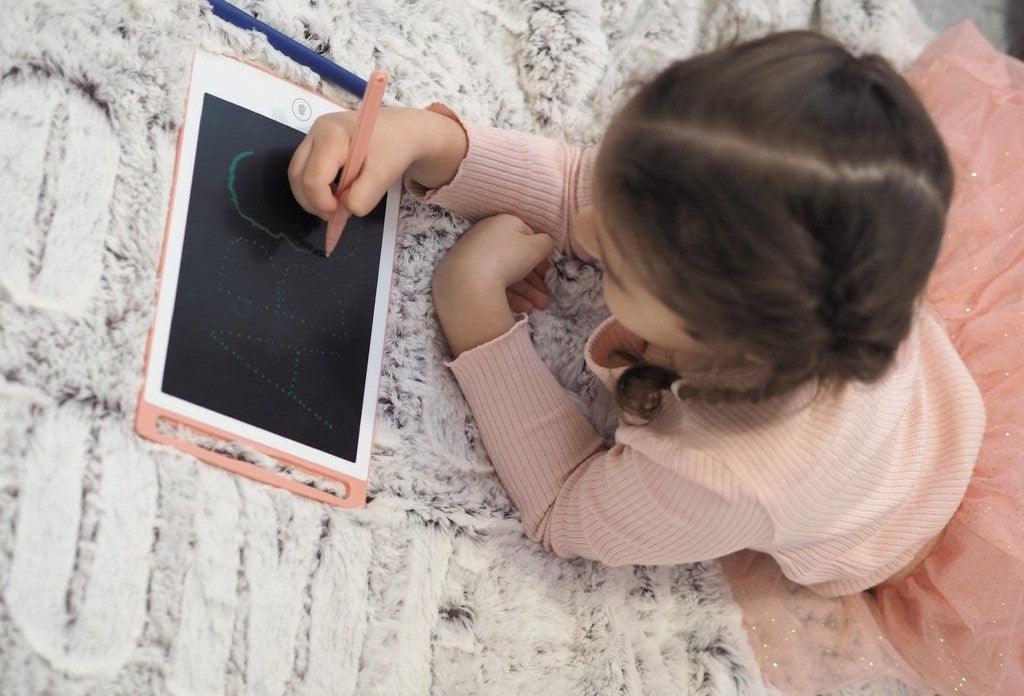 Vianočný sprievodca - Top 5 edukačných darčekov pre dievčatko