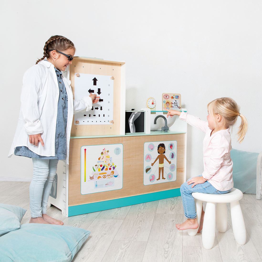 Doctor station, 3 in 1