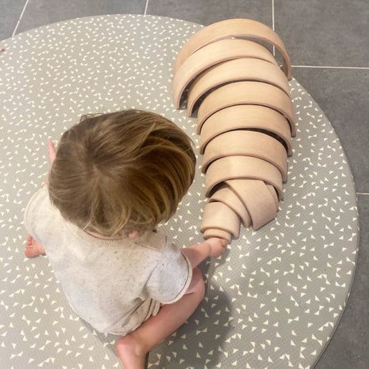 Arch Stacker