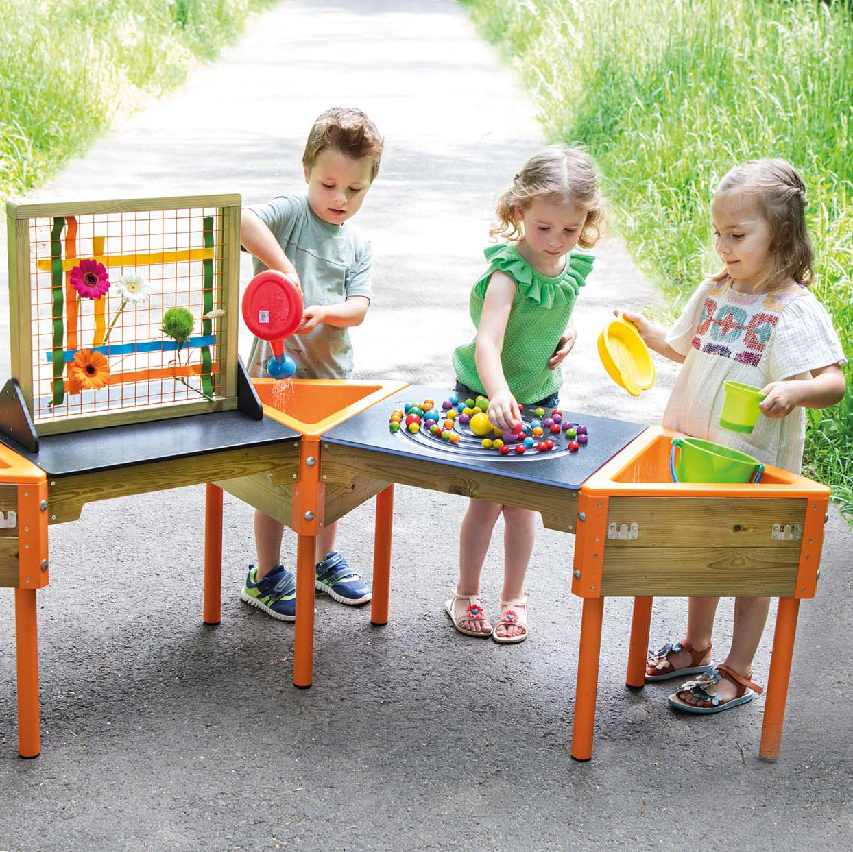 Activity Table “Solo" Topplay