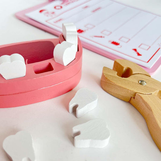 drevený chrup a drevené kliešte