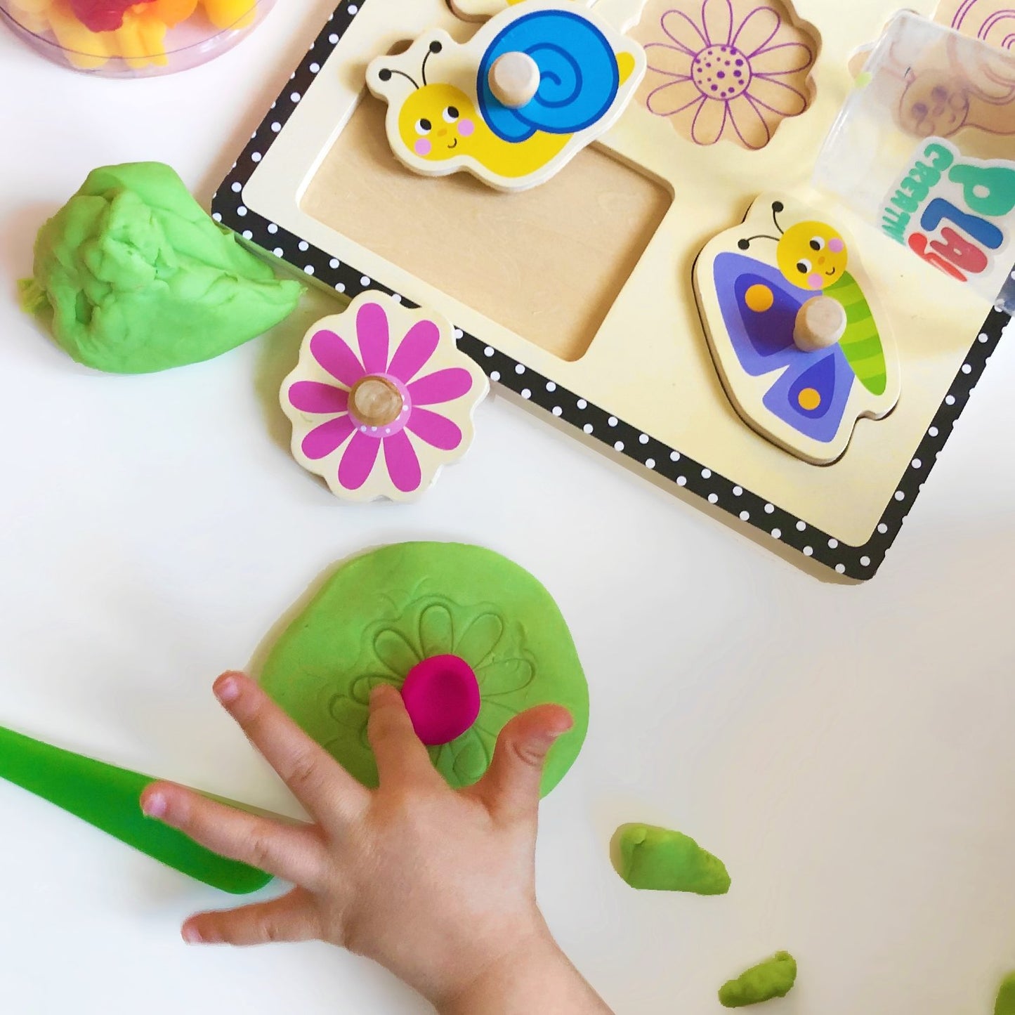 Drevené detské pečiatky puzzle Čarovná záhrada - Lerni.sk